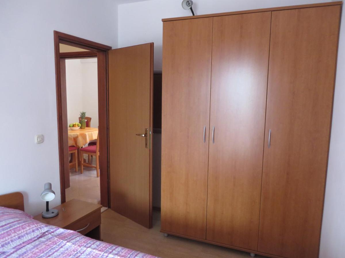 Gardenia Apartments Pakoštane Exterior foto